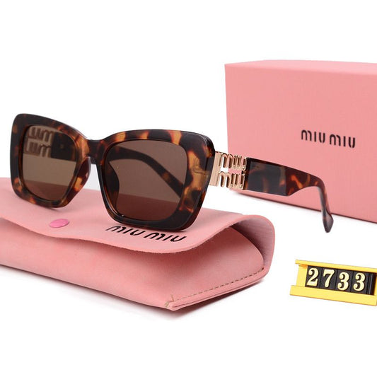 Gafas de sol de moda con montura de metal hueca