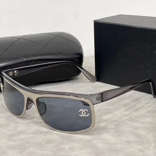 Lunettes de soleil bouclier pour femme