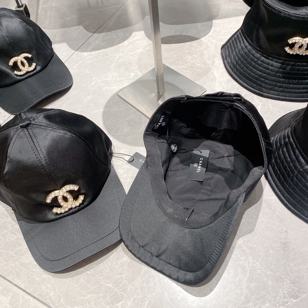 Gorra de béisbol cómoda con logo de perlas