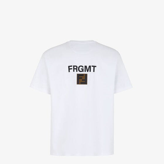 Camiseta estampada con letras negras