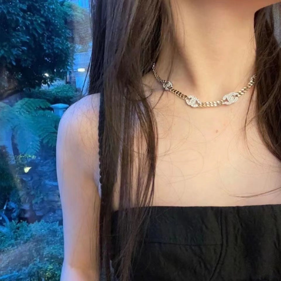 Collier Zircon Double C