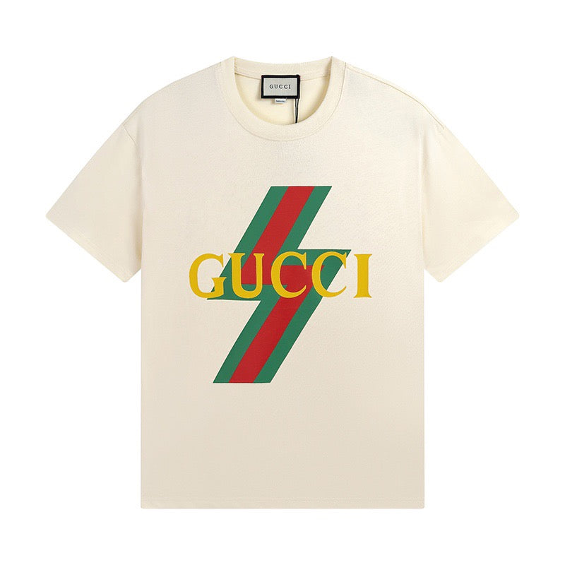 Camiseta con estampado de rayo