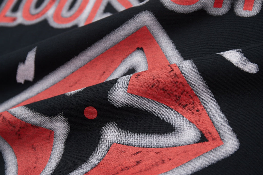 Camiseta con logo Doodle dibujado a mano