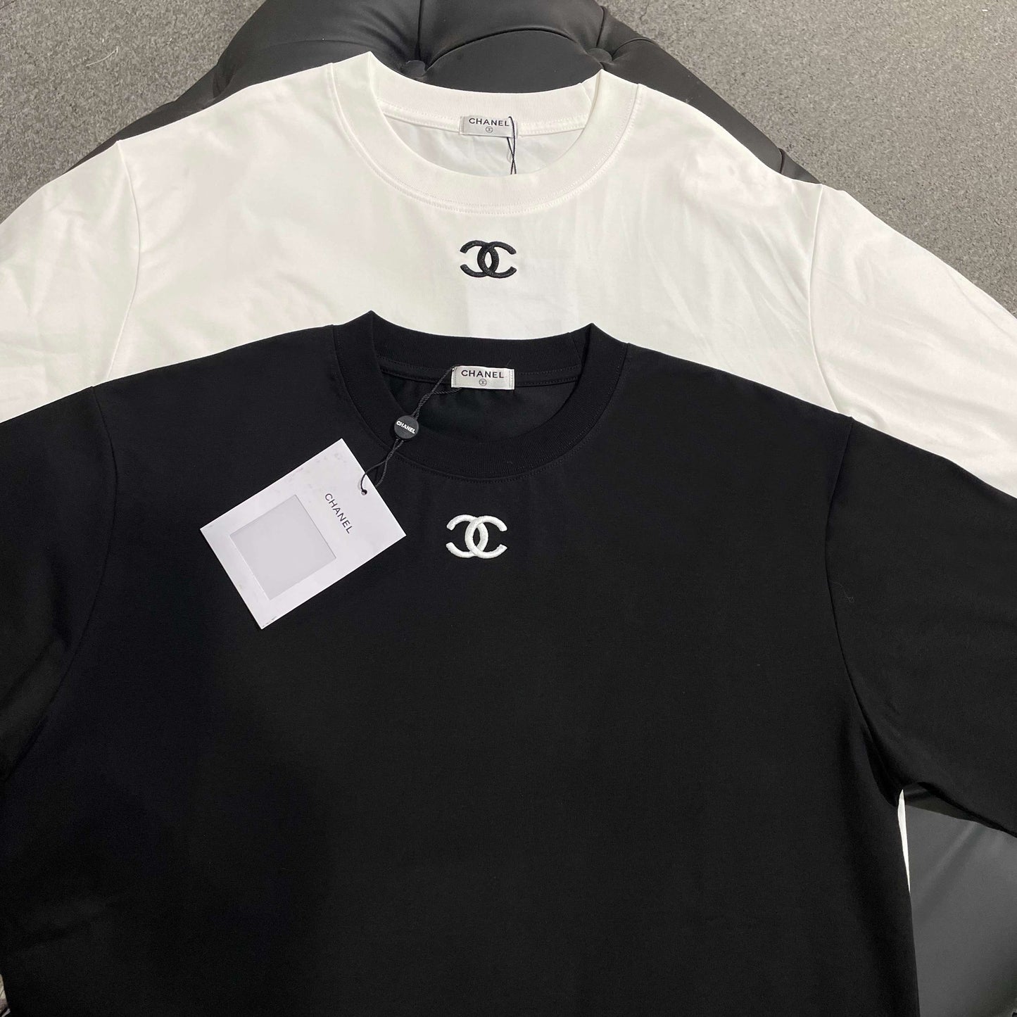 T-shirt classique avec logo imprimé