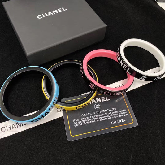 Pulsera Acrílica de 5 Colores Temperamento
