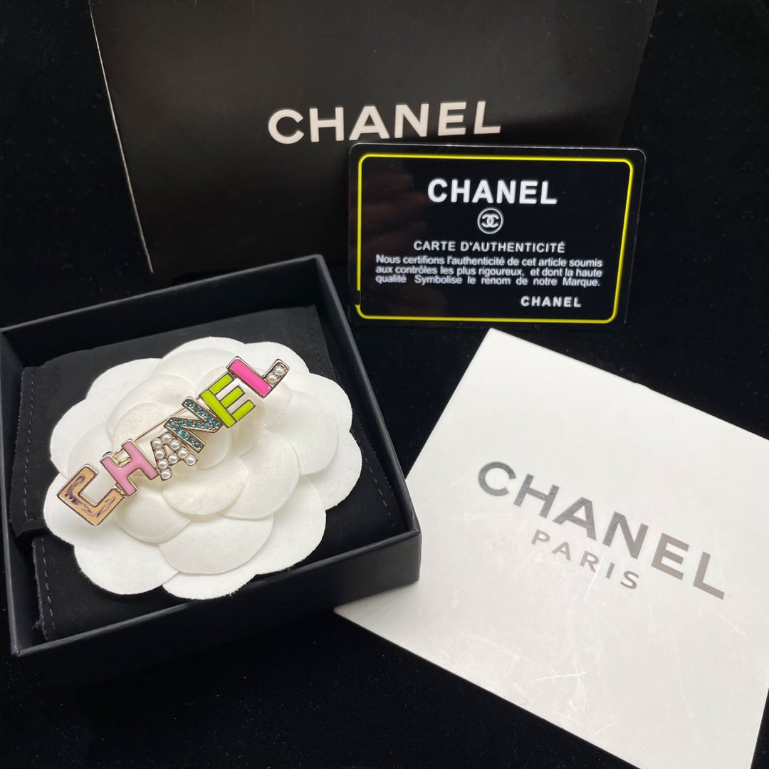 Broche Lettre Colorée Personnalisée