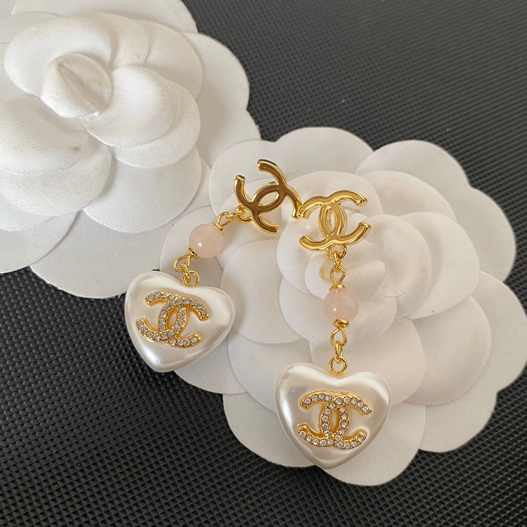 Boucles d'oreilles cœur en verre nacré de qualité supérieure