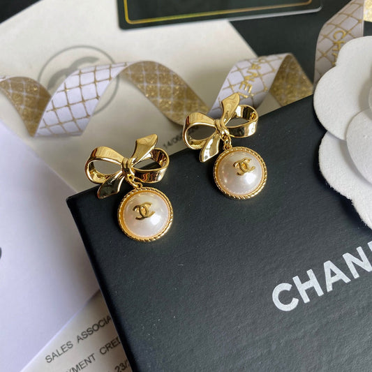 Pendientes de Lazo con Perlas Colgantes