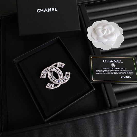 Broche de diamante de cristal temperamental