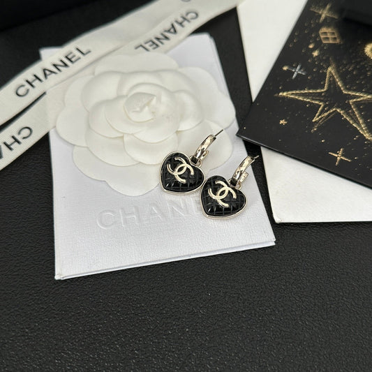 Pendientes Corazón Negro