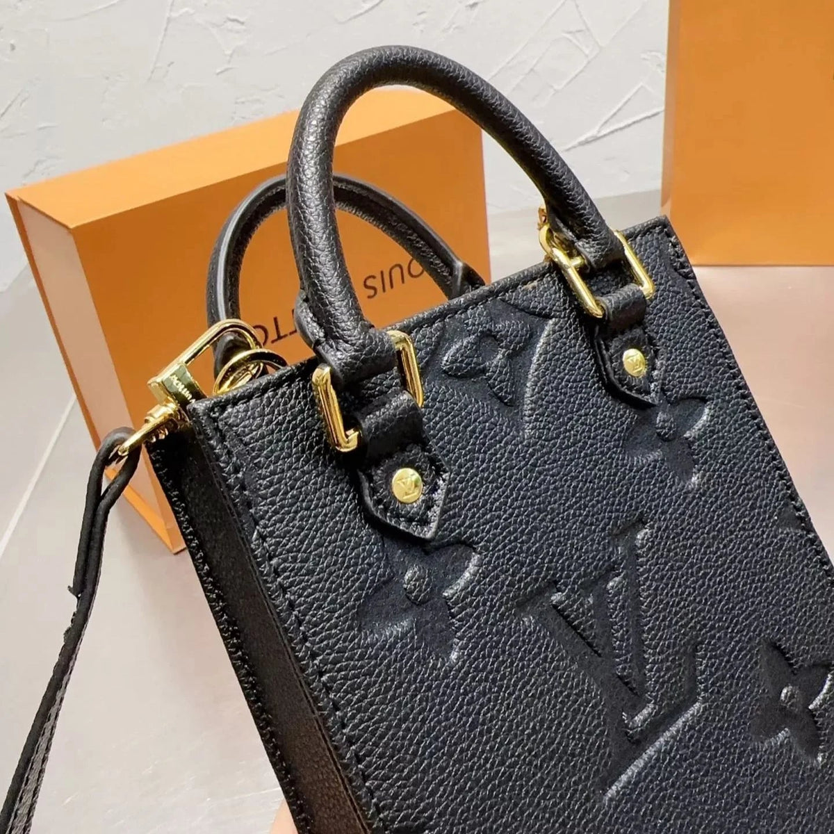 Simple Vertical Mini Bag