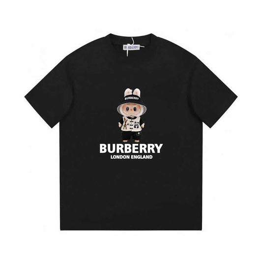 Camiseta estampada de personajes nuevos
