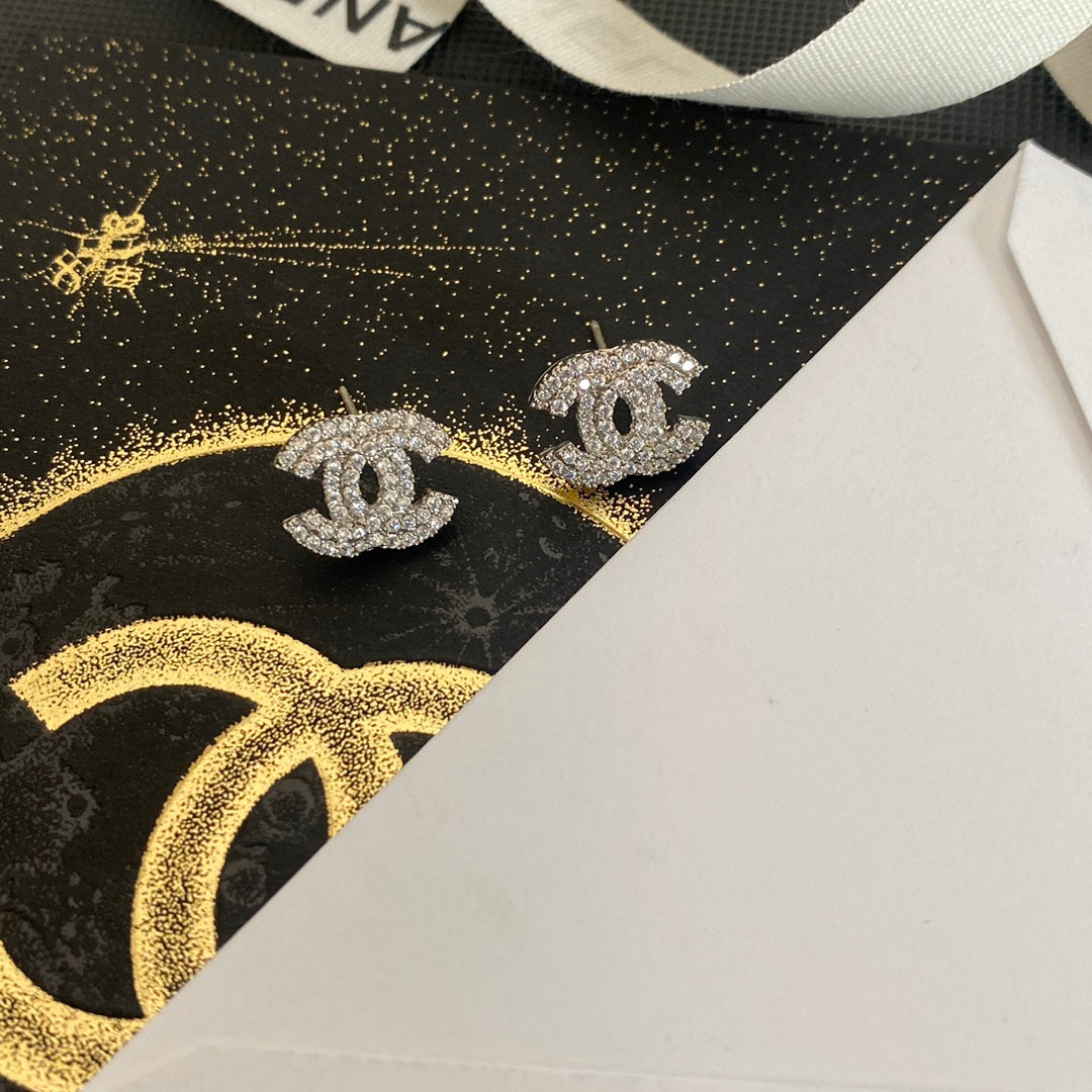 Boucles d'oreilles élégantes en cristal