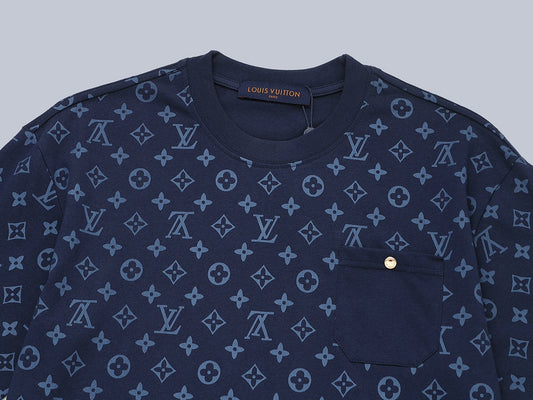 Camiseta con estampado completo