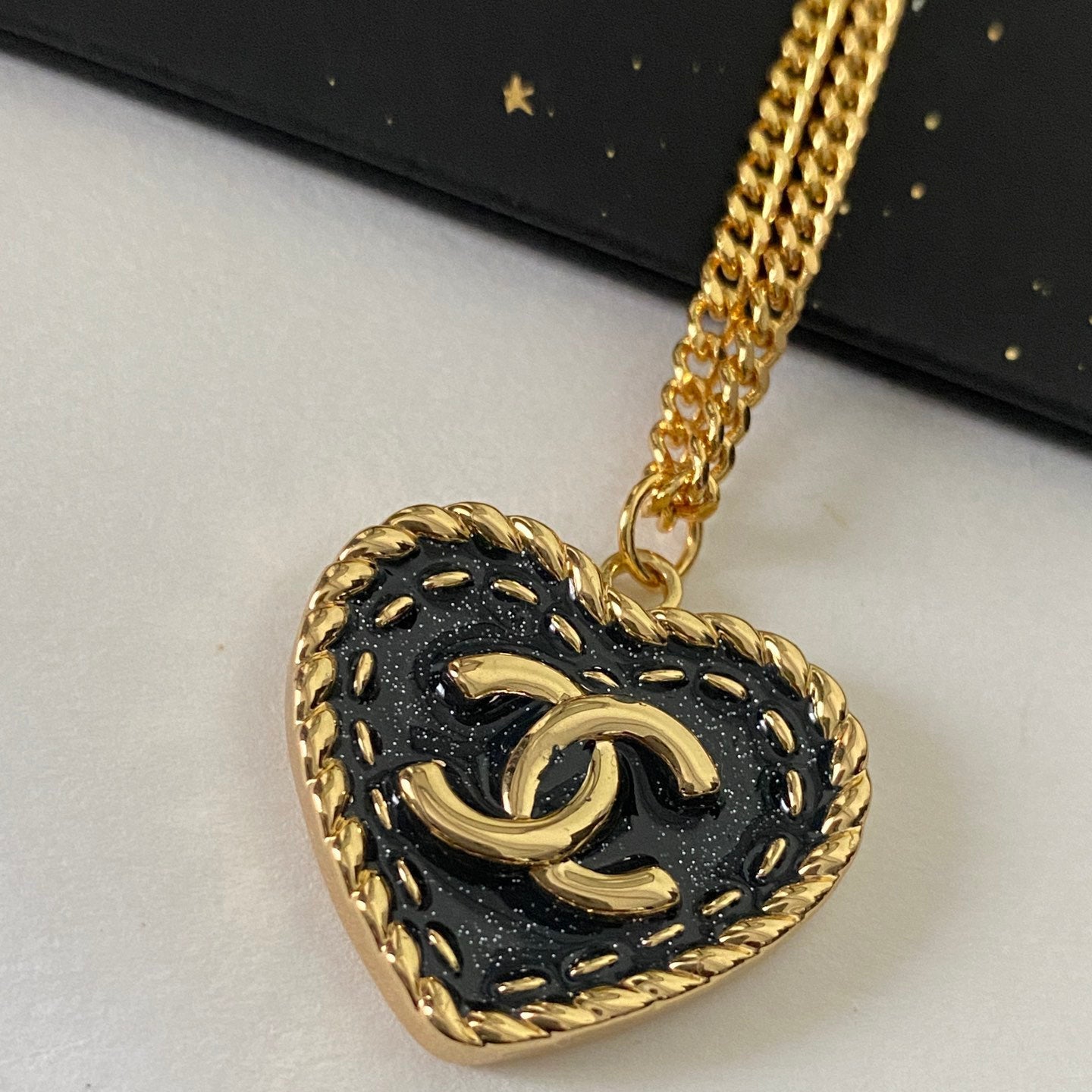 Collier cœur bleu roi vintage