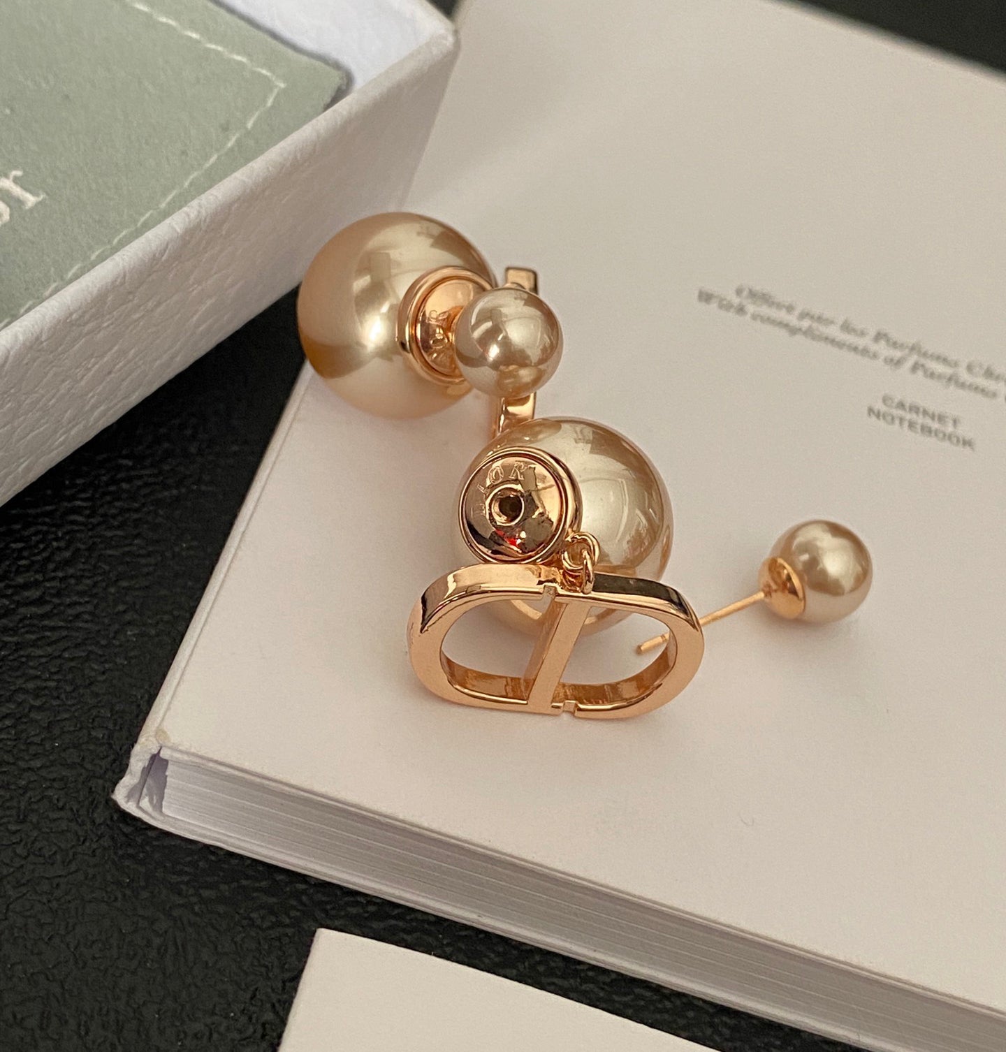 Boucles d'oreilles simples en perles