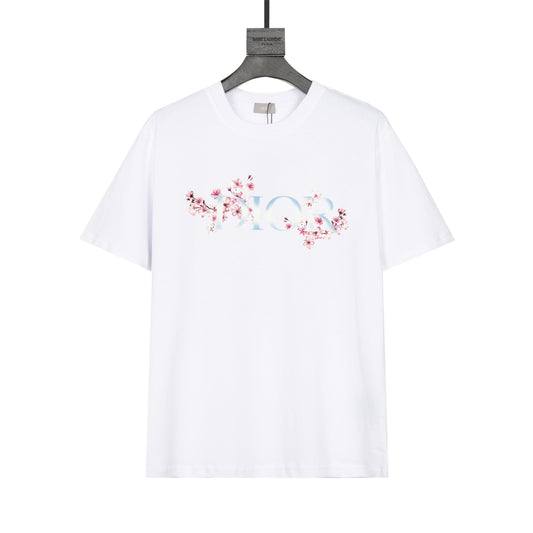 Camiseta con estampado de flor de ciruelo