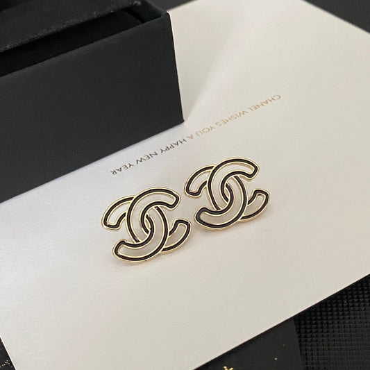 Boucles d'oreilles élégantes avec logo lettres transparentes