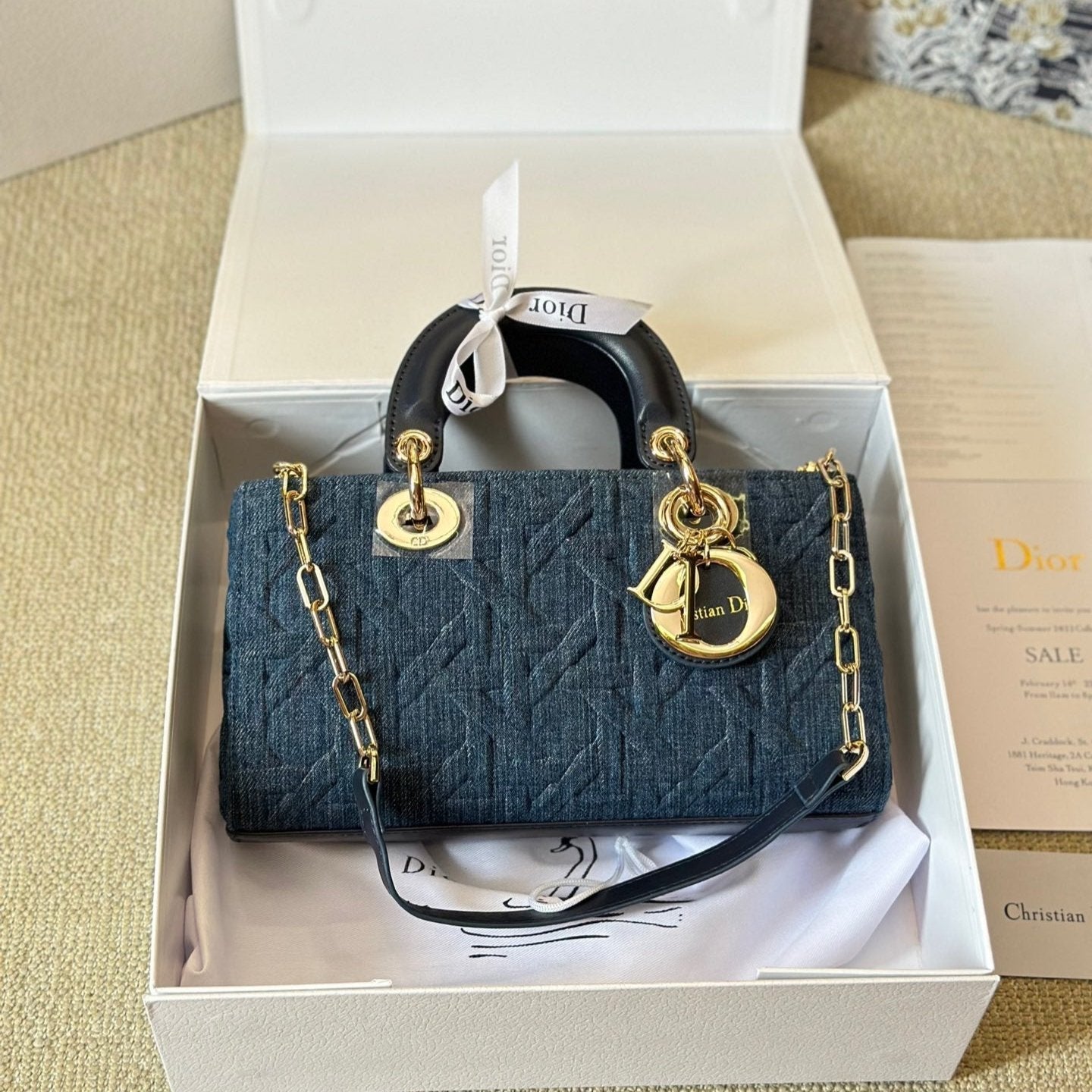 Sac D-Joy moyen en denim Cannage graphique bleu
