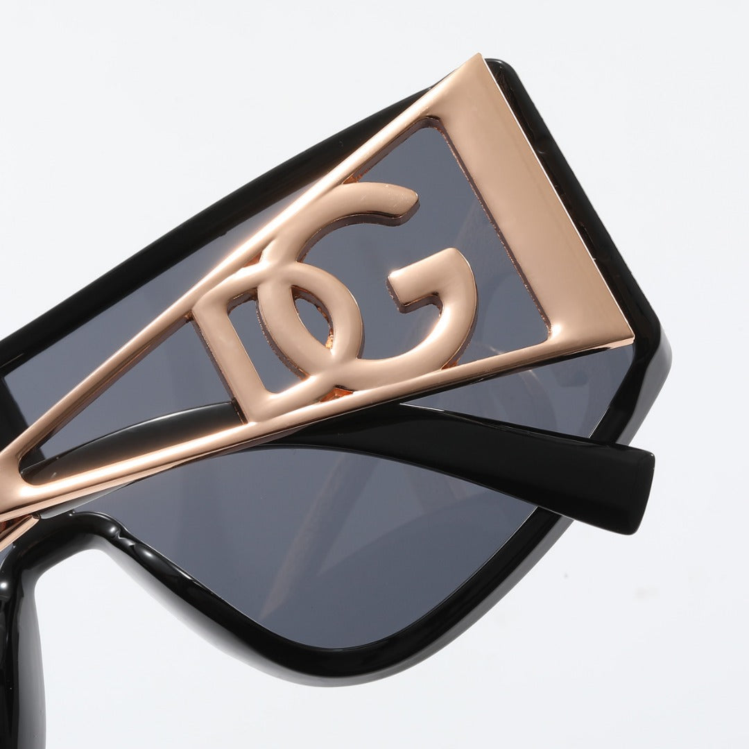 Lunettes de soleil surdimensionnées à monture métallique et tendance