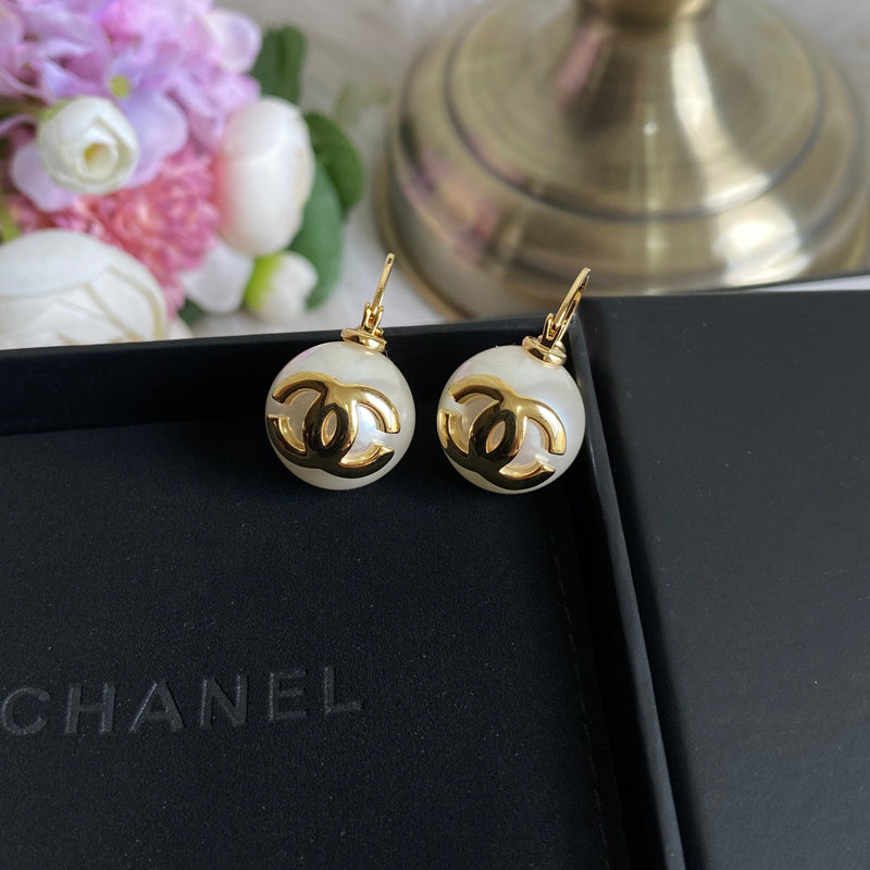 Boucles d'oreilles rétro en perles plaquées or