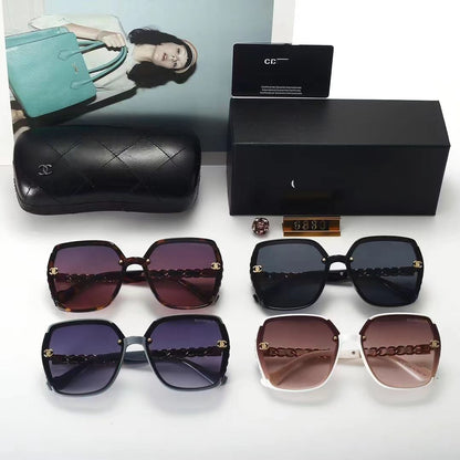 Gafas de sol de mujer con montura completa y letras
