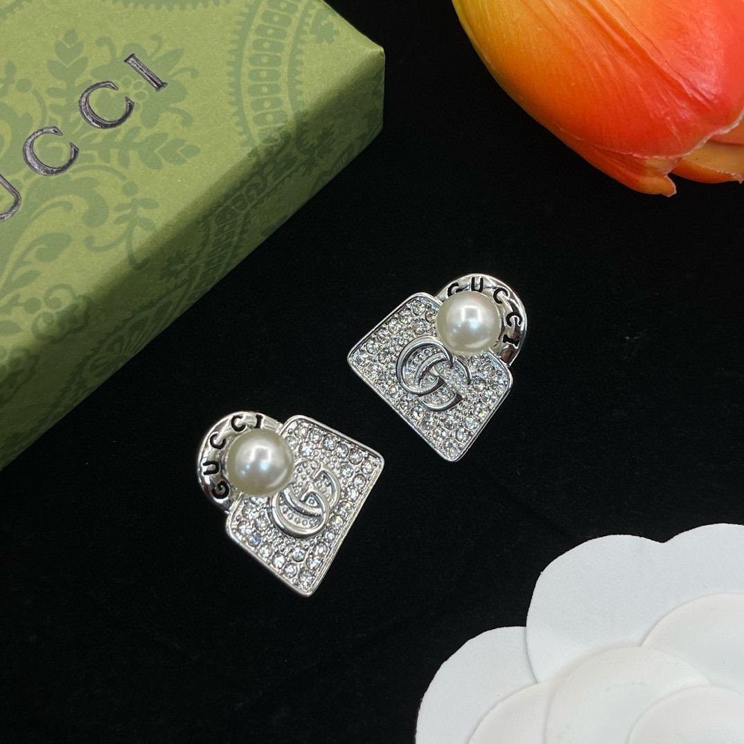 Boucles d'oreilles tendance en perles avec lettres tempérament