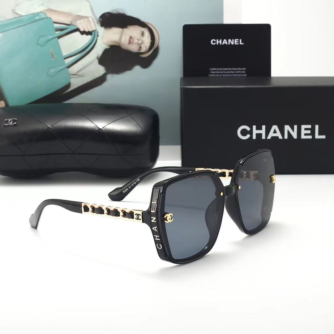 Gafas de sol de mujer con montura completa y letras