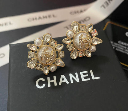 Boucles d'oreilles vintage élégantes perles et strass