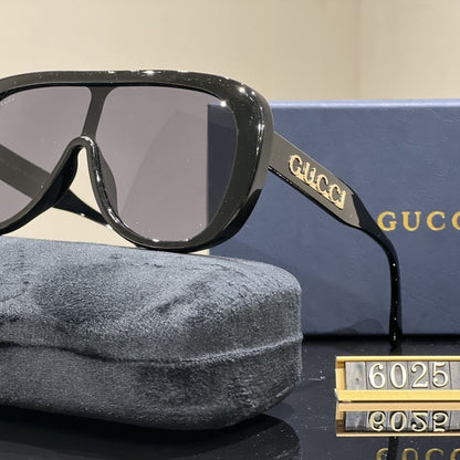 Gafas de sol de moda de una pieza con montura grande