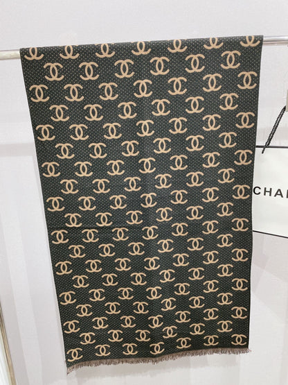 Bufanda pequeña jacquard con logo de temperamento y borde roto