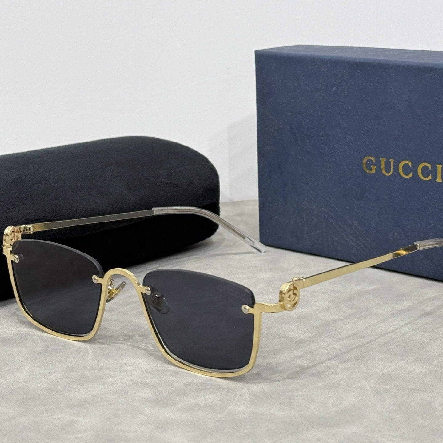Lunettes de soleil rétro à la mode avec branches en métal de qualité supérieure