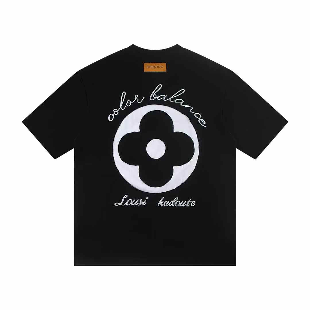 Nouveau t-shirt de broderie à la mode