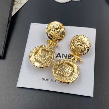 Boucles d'oreilles pendantes élégantes en cristal diamanté