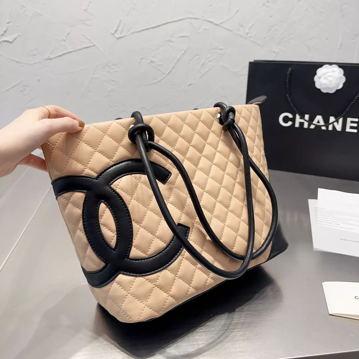 Bolso tote de cuero Cambon