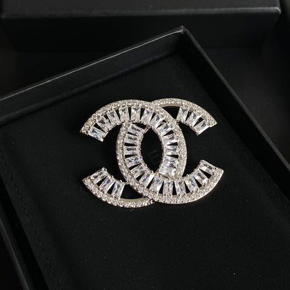 Broche en diamant de cristal trempé