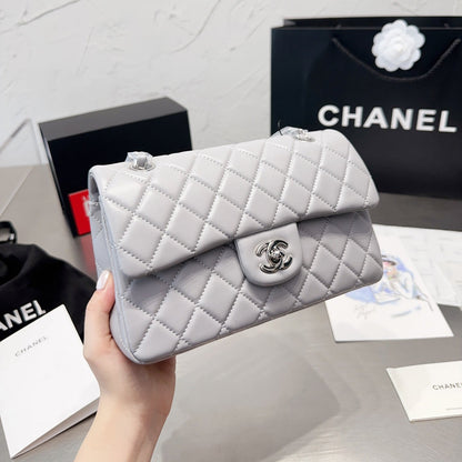 Sac Classique à Rabat, petite taille, finition argentée