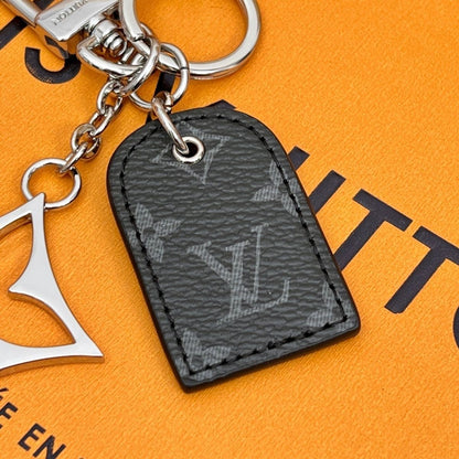 Porte-clés en cuir et acier inoxydable