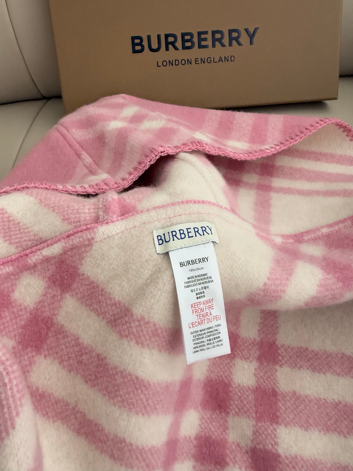 ✨ In Stock | 2025 New Year Hooded Checkered Wool Shawl – Elegant Blanket-Style Wrap