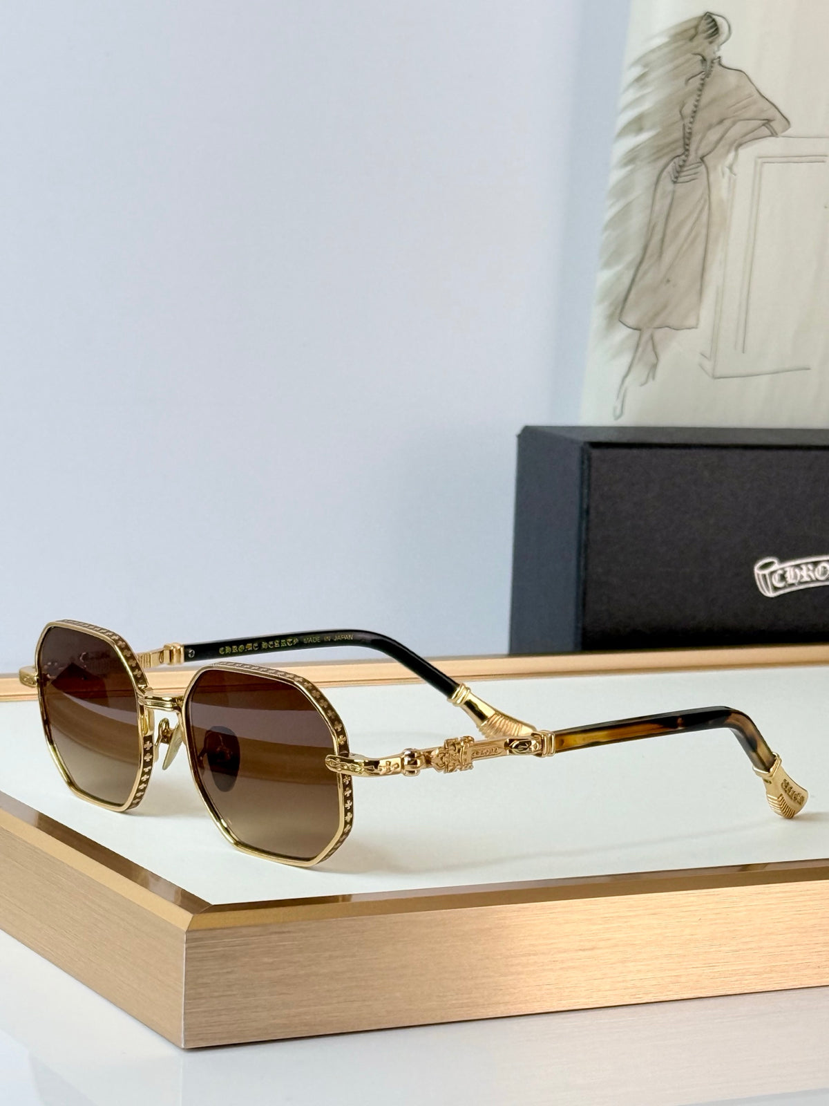 6 Color Retro Hexagonal Carved Metal Sunglasses