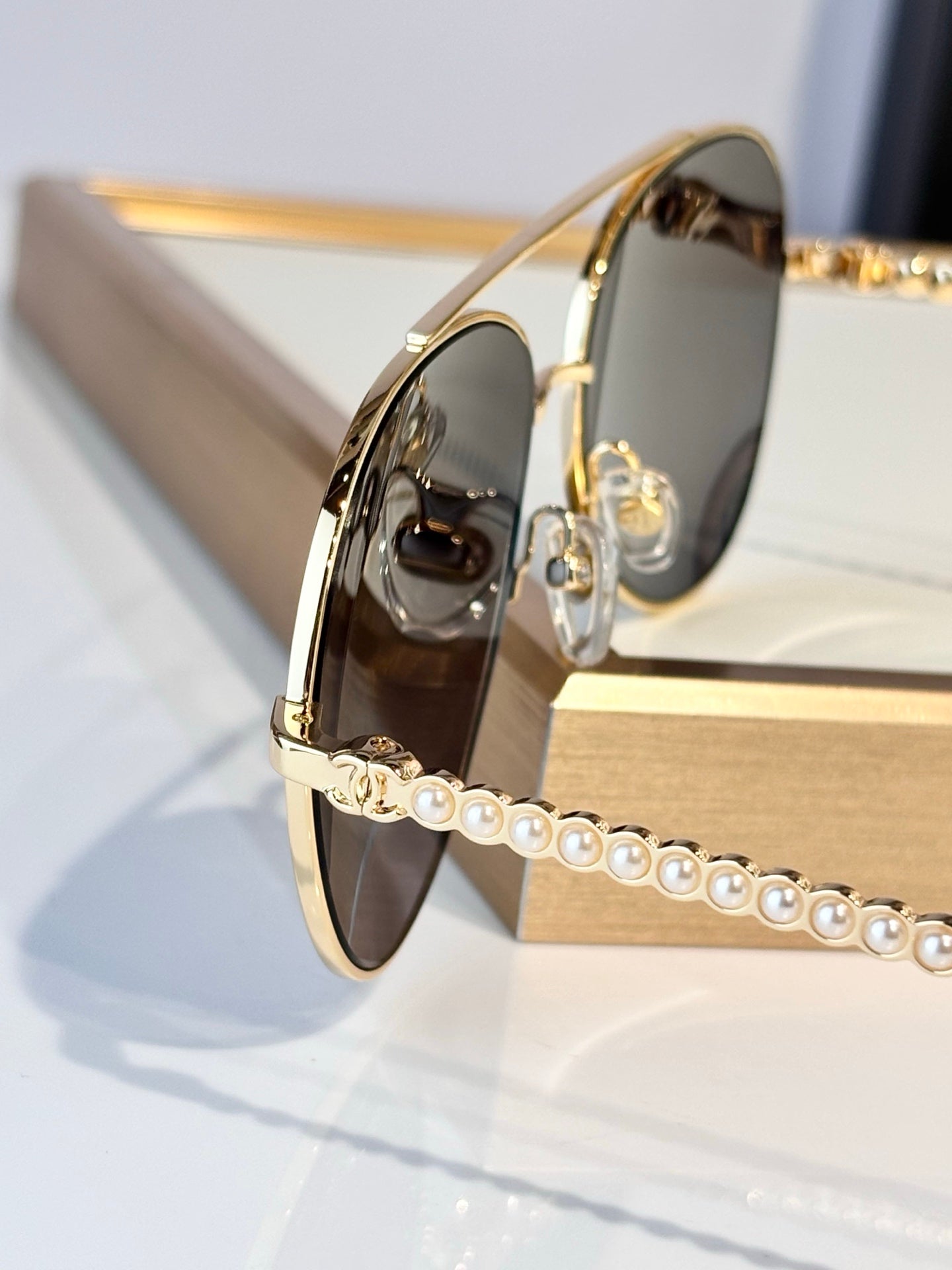 3 Color Pilot Chain Temple Sunglasses 4298H