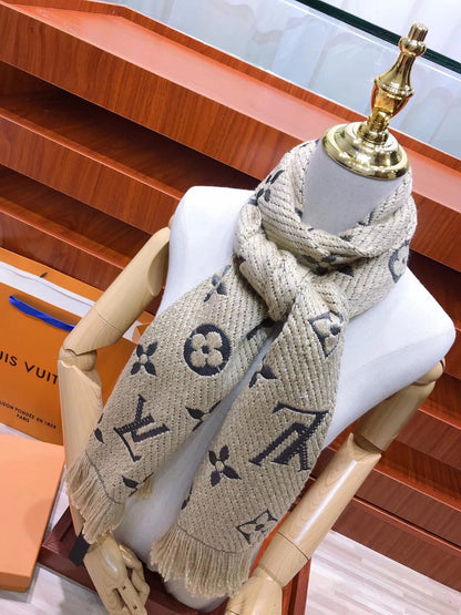 Foulard à pampilles jacquard motif monogramme
