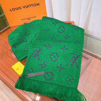 Foulard à pampilles jacquard motif monogramme