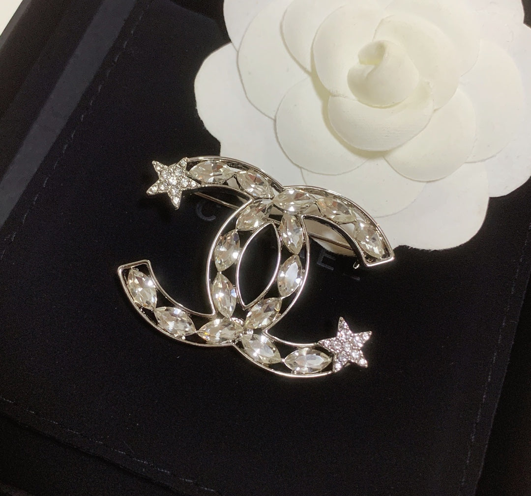 Broche Étoile Marquise