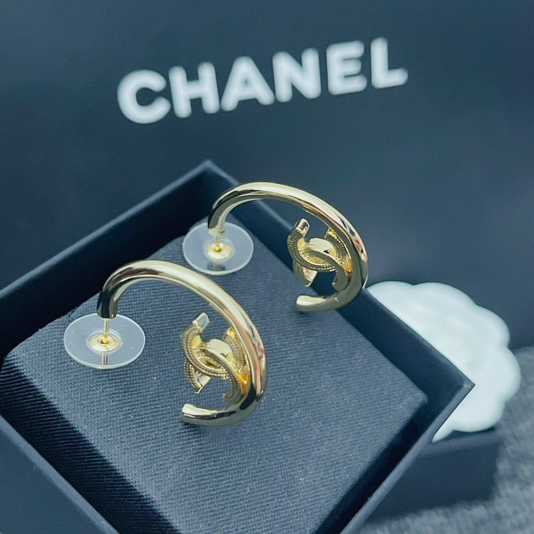 Boucles d'oreilles créoles demi-cercles Or Premium