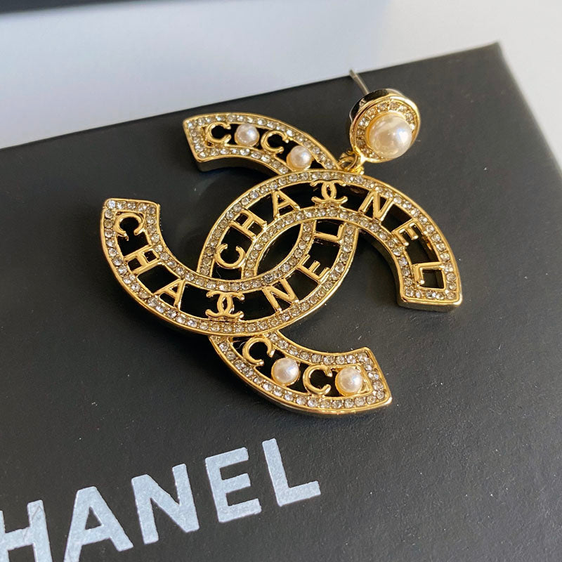 Boucles d'oreilles élégantes alphabet découpé