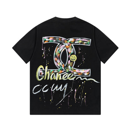 T-shirt graffiti coloré fait à la main