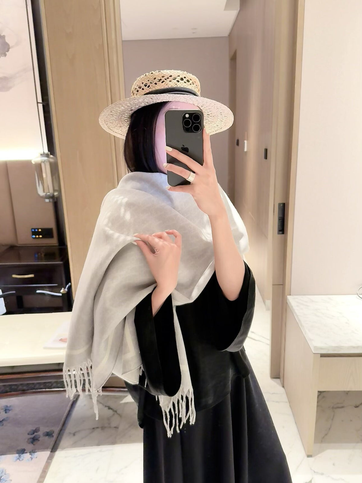 2026 New French-Inspired Jacquard Cashmere Scarf – Elegant Heritage Pattern, Soft Luxury Style