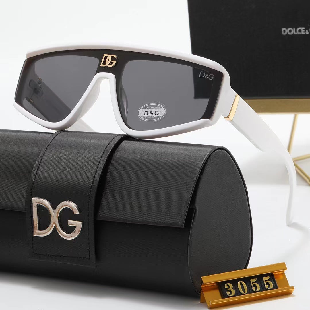 Nouvelles lunettes de soleil grand format