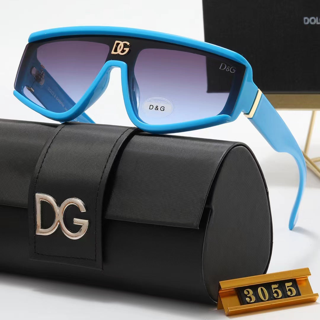 Nouvelles lunettes de soleil grand format